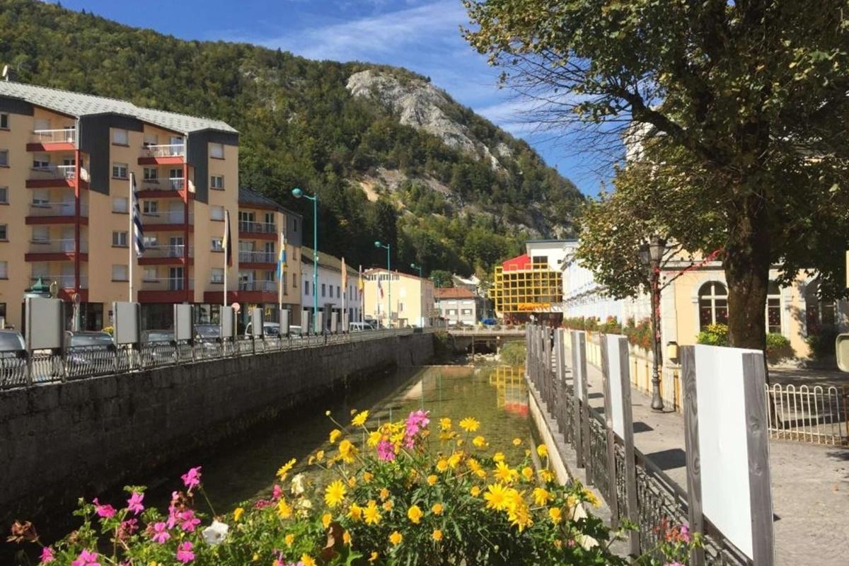 Hotel Morez Exteriör bild